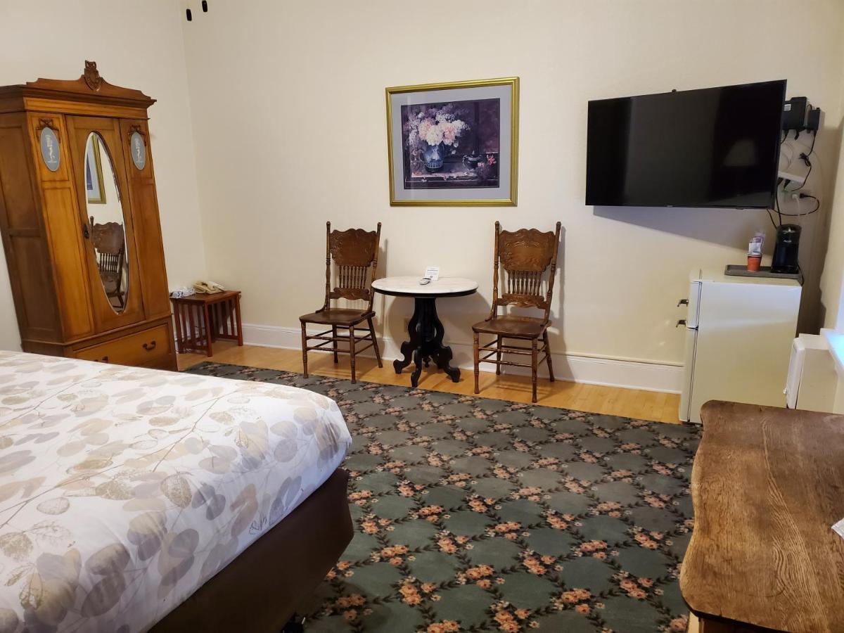 Hotel Manresa Castle à Port Townsend Extérieur photo